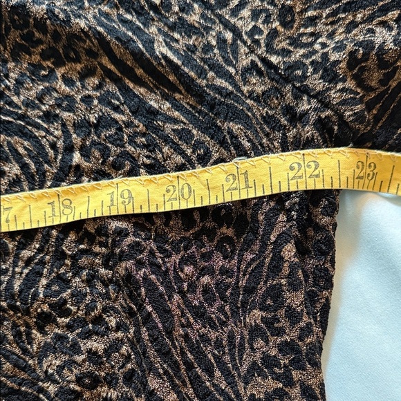 Chico's Chic Black & Bronze Foil Patterned Swing Easywear Jacket - Picture 5 of 9